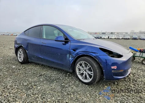 2024 Tesla Model Y from USA, damaged, VIN 7SAYGDEE2RF981833